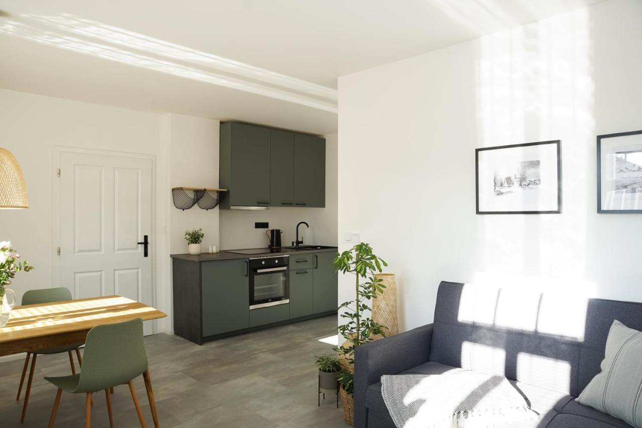 Winkler Apartment