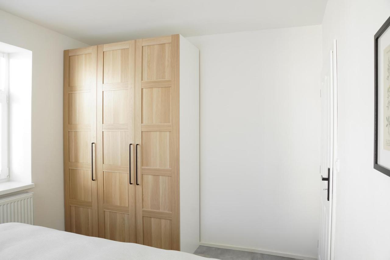 Winkler Apartment *