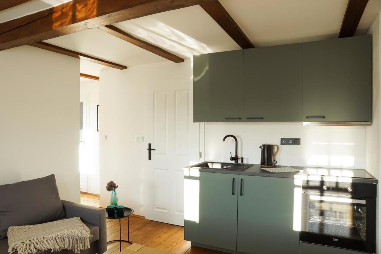 Winkler Apartment